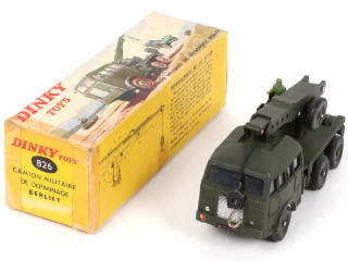 Lot 346 - DINKY TOYS (FRANCE) (2)