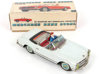 Lot 36 - DIVERS (JAPON) (1)