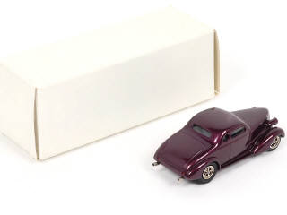 Lot 124 - D.M.P. STUDIOS (CANADA) (1)