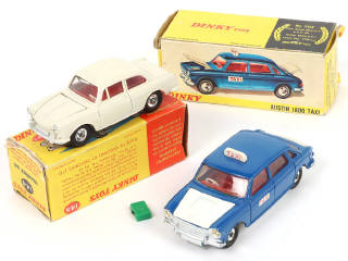 Lot 296 - DINKY TOYS (GB) (2)