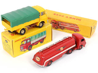 Lot 345 - DINKY TOYS (FRANCE) (2)