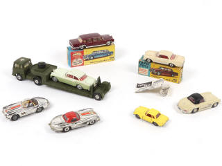 Lot 190 - CORGI TOYS (GB) (8)