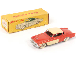 Lot 244 - DINKY TOYS (FRANCE) (1)