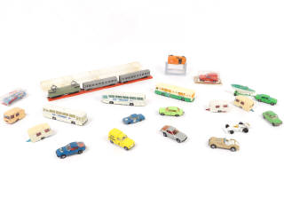 Lot 56 - DIVERS (21)