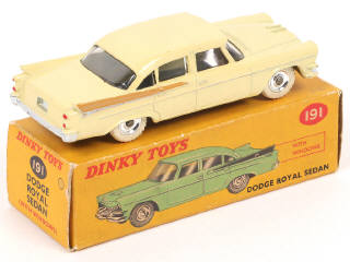 Lot 209 - DINKY TOYS (GB) (1)