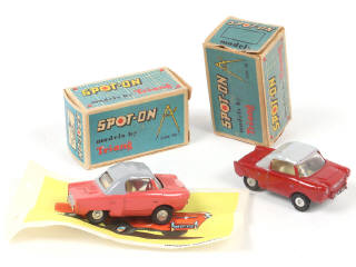 Lot 118 - SPOT-ON (GB) (2)