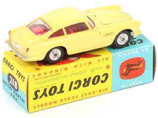 Lot 124 - CORGI TOYS (GB) (1)