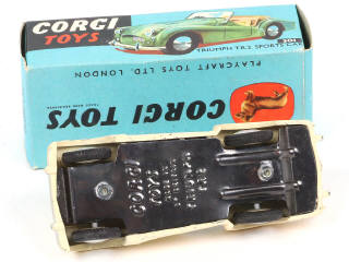 Lot 127 - CORGI TOYS (GB) (1)