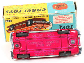 Lot 128 - CORGI TOYS (GB) (1)