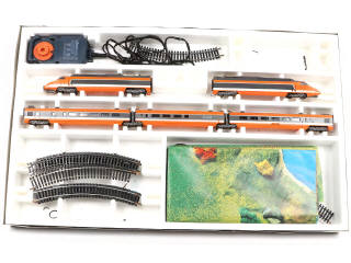 Lot 12 - DIVERS (HO) (2)