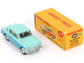 Lot 266 - DINKY TOYS (GB) (1)
