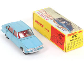 Lot 303 - DINKY TOYS (FRANCE) (1)