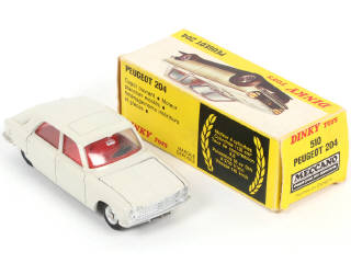 Lot 306 - DINKY TOYS (FRANCE) (1)
