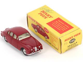 Lot 272 - DINKY TOYS (GB) (1)