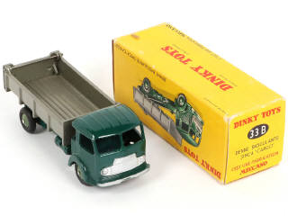 Lot 308 - DINKY TOYS (FRANCE) (1)