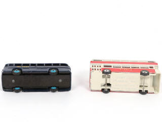 Lot 281 - DINKY TOYS (GB) (2)