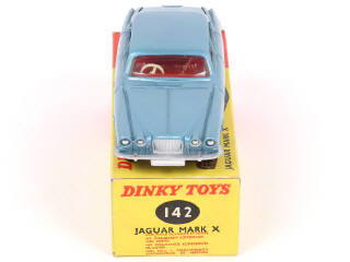 Lot 276 - DINKY TOYS (GB) (1)
