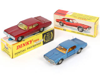 Lot 279 - DINKY TOYS (GB) (2)