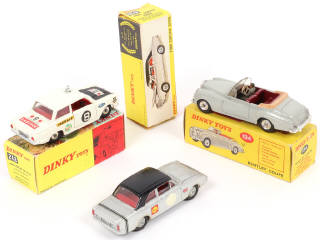 Lot 282 - DINKY TOYS (GB) (3)