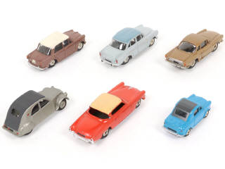 Lot 318 - DINKY TOYS (FRANCE) (6)