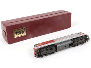 Lot 33 - T.A.B. (R. GERARD) (1)