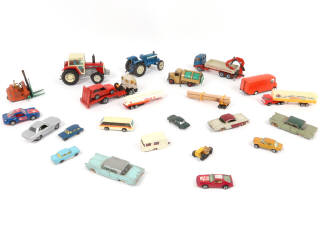 Lot 74 - DIVERS (24)