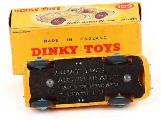 Lot 260 - DINKY TOYS (GB) (1)