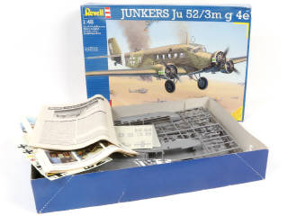 Lot 25 - REVELL (ALLEMAGNE) (2)