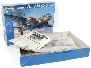 Lot 26 - REVELL (ALLEMAGNE) (2)