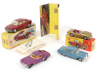 Lot 276 - DINKY TOYS (GB) (4)