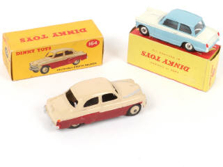 Lot 268 - DINKY TOYS (GB) (2)