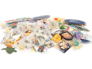 Lot 24 - DIVERS (50)