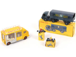 Lot 233 - DINKY TOYS (FRANCE) (4)