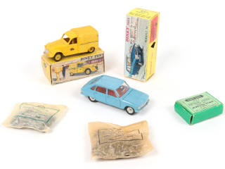 Lot 236 - DINKY TOYS (FRANCE) (5)