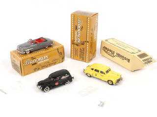 Lot 179 - BROOKLIN MODELS (GB) (3)