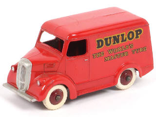 Lot 249 - DINKY TOYS (GB) (1)