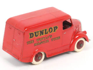 Lot 249 - DINKY TOYS (GB) (1)