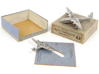 Lot 263 - DINKY TOYS (GB) (1)