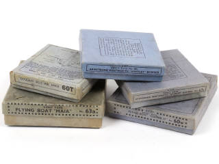 Lot 279 - DINKY TOYS (GB) (5)