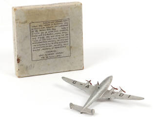 Lot 262 - DINKY TOYS (GB) (1)