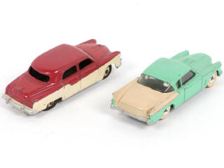 Lot 244 - DINKY TOYS (GB) (2)