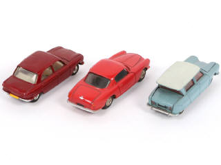 Lot 289 - DINKY TOYS (FRANCE) (3)