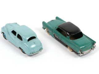 Lot 247 - DINKY TOYS (GB) (2)