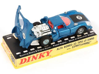 Lot 252 - DINKY TOYS (GB) (3)