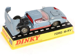 Lot 252 - DINKY TOYS (GB) (3)