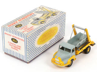 Lot 282 - DINKY TOYS (FRANCE) (1)