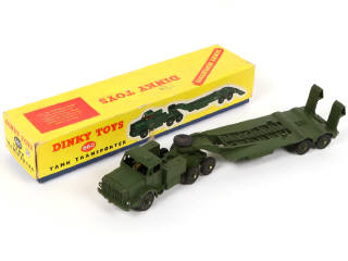 Lot 248 - DINKY TOYS (GB) (2)