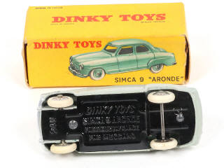 Lot 279 - DINKY TOYS (FRANCE) (1)