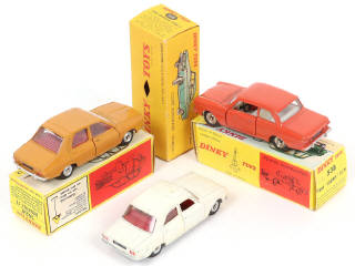Lot 294 - DINKY TOYS (FRANCE) (4)