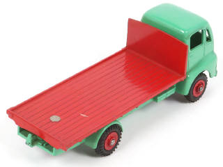 Lot 231 - DINKY TOYS (GB) (1)